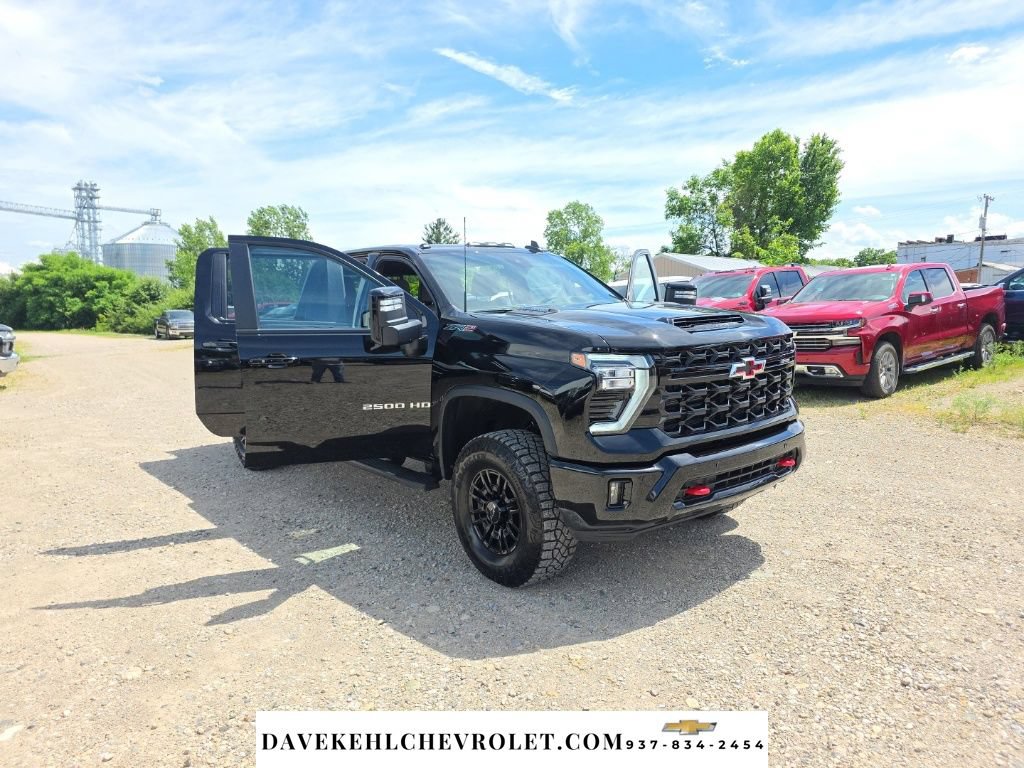 Used 2026 Chevrolet Silverado 2500 ZR2 AWD/4WD image 40
