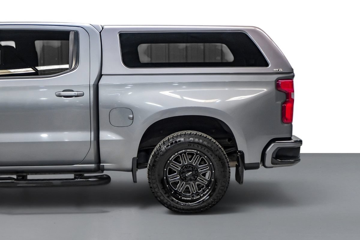 Used 2019 Chevrolet Silverado 1500 RST AWD/4WD image 11