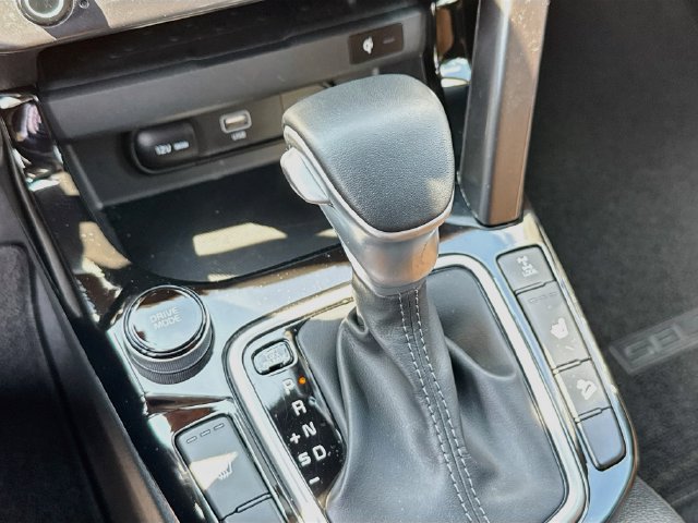 Used 2024 Kia Seltos SX AWD/4WD image 17