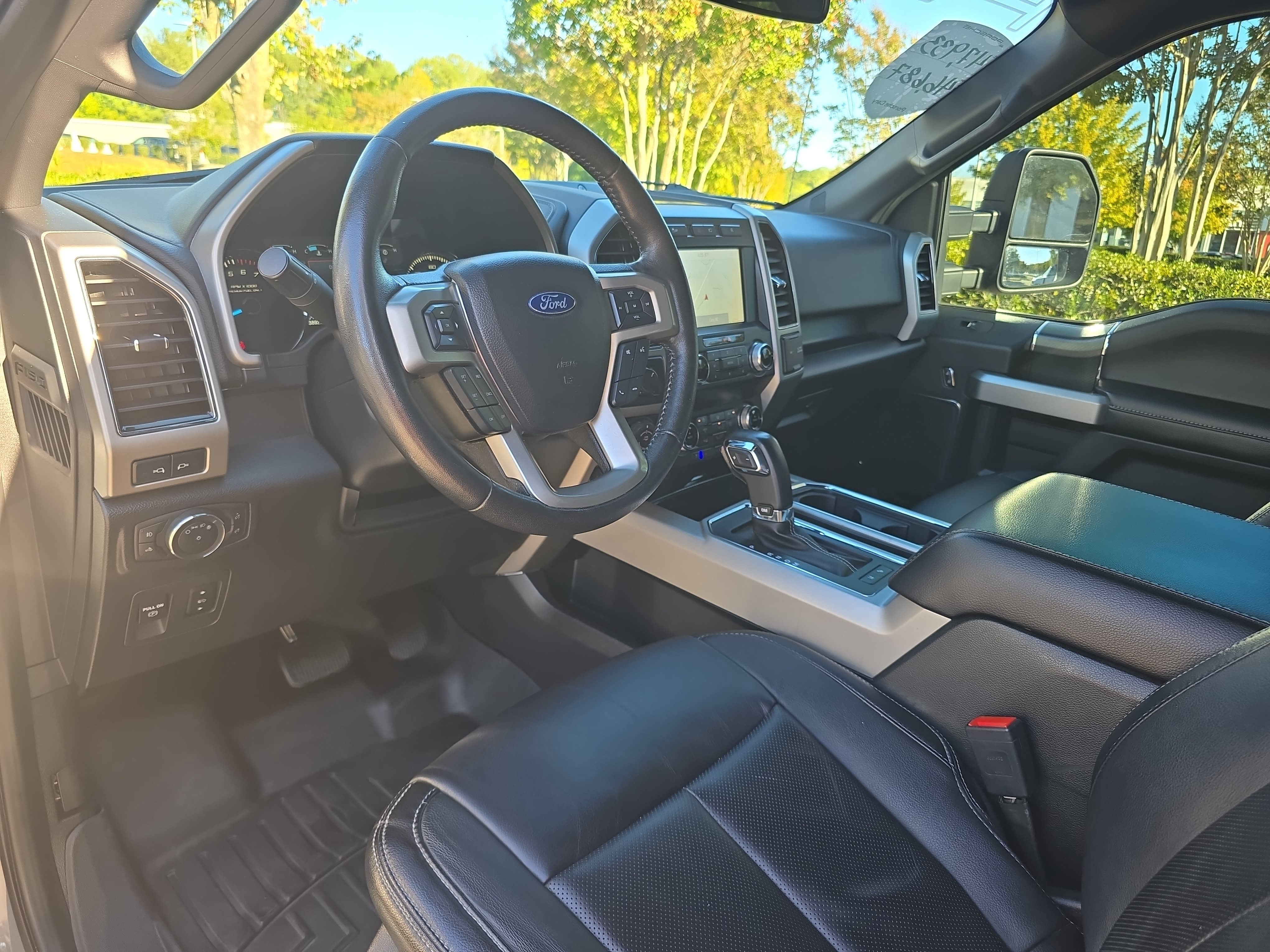 Used 2020 Ford F150 Lariat w/ Equipment Group 502A Luxury AWD/4WD image 17