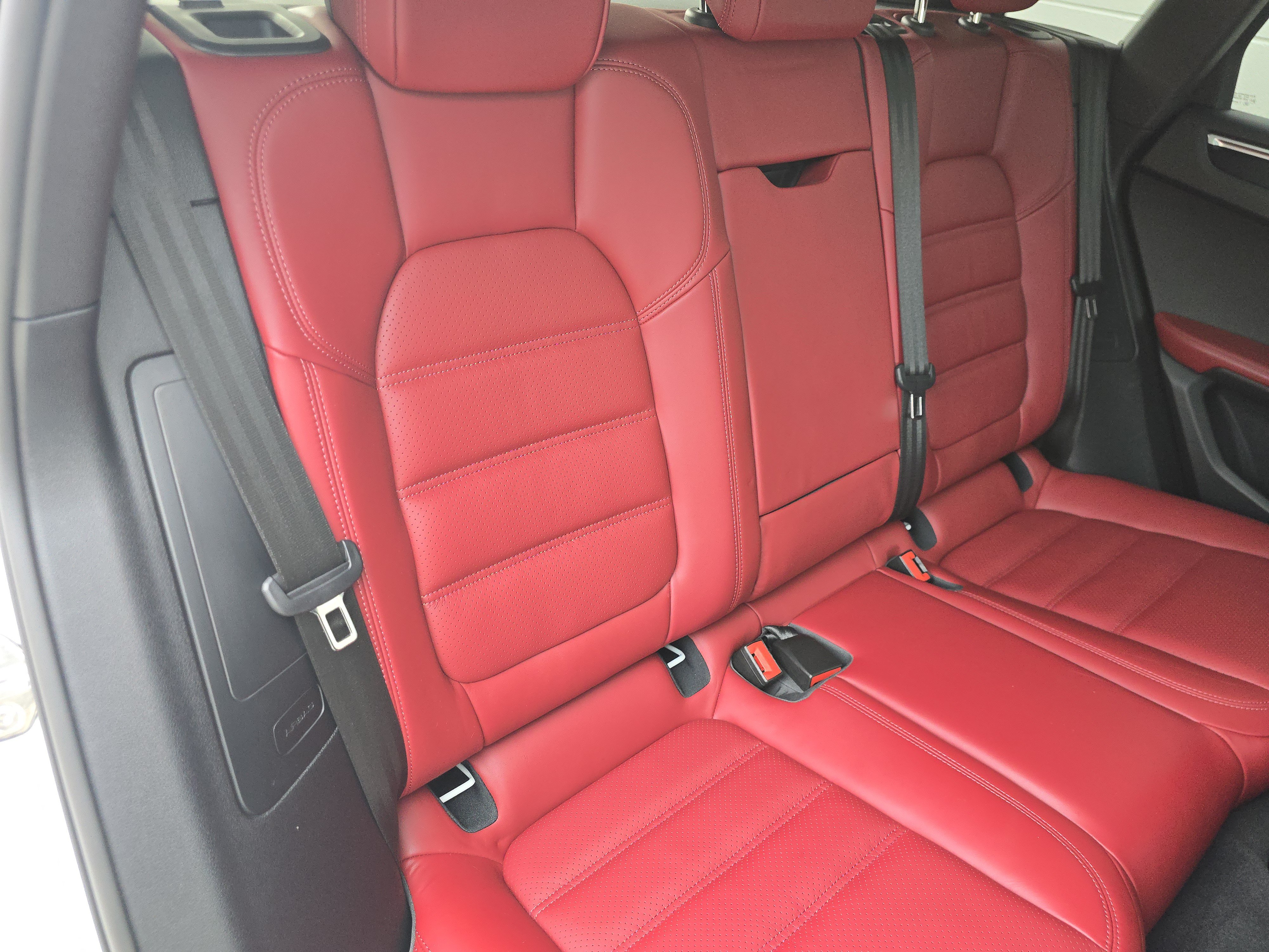 Certified 2022 Porsche Macan GTS AWD/4WD image 21