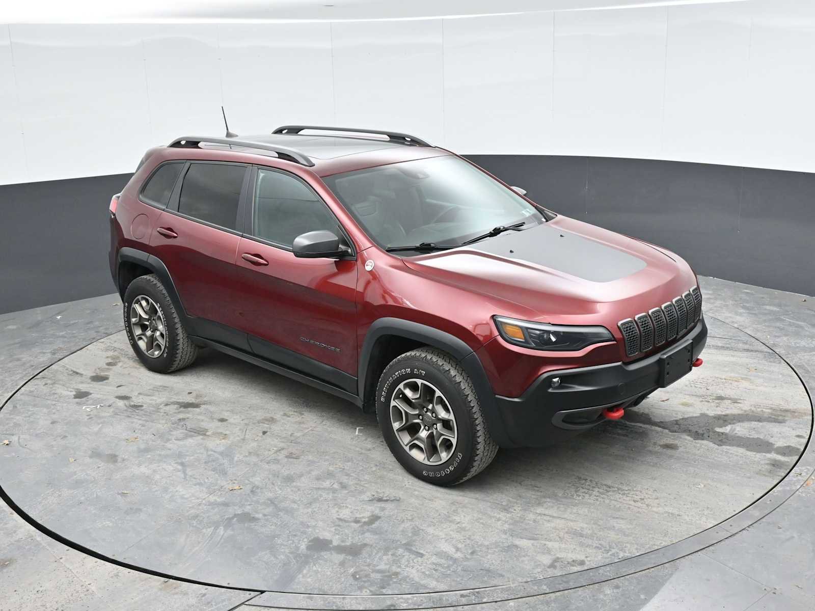 Used 2021 Jeep Cherokee Trailhawk w/ Sun, Sound & Nav Group image 16