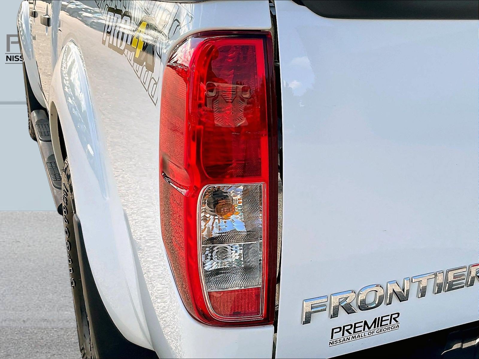 Certified 2020 Nissan Frontier PRO-4X w/ Pro-4x Utility Package AWD/4WD image 26