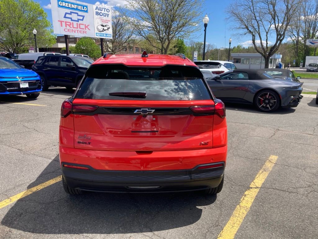New 2027 Chevrolet Bolt RS w/ Technology Package FWD image 6