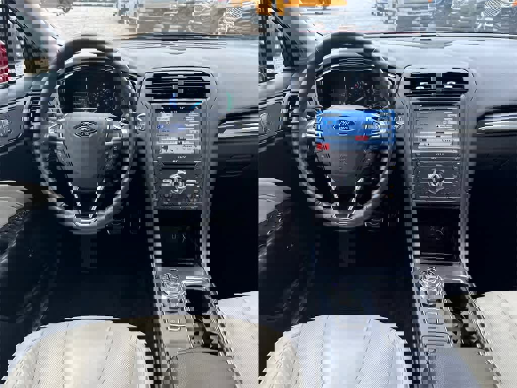 Used 2018 Ford Fusion Energi Titanium image 17