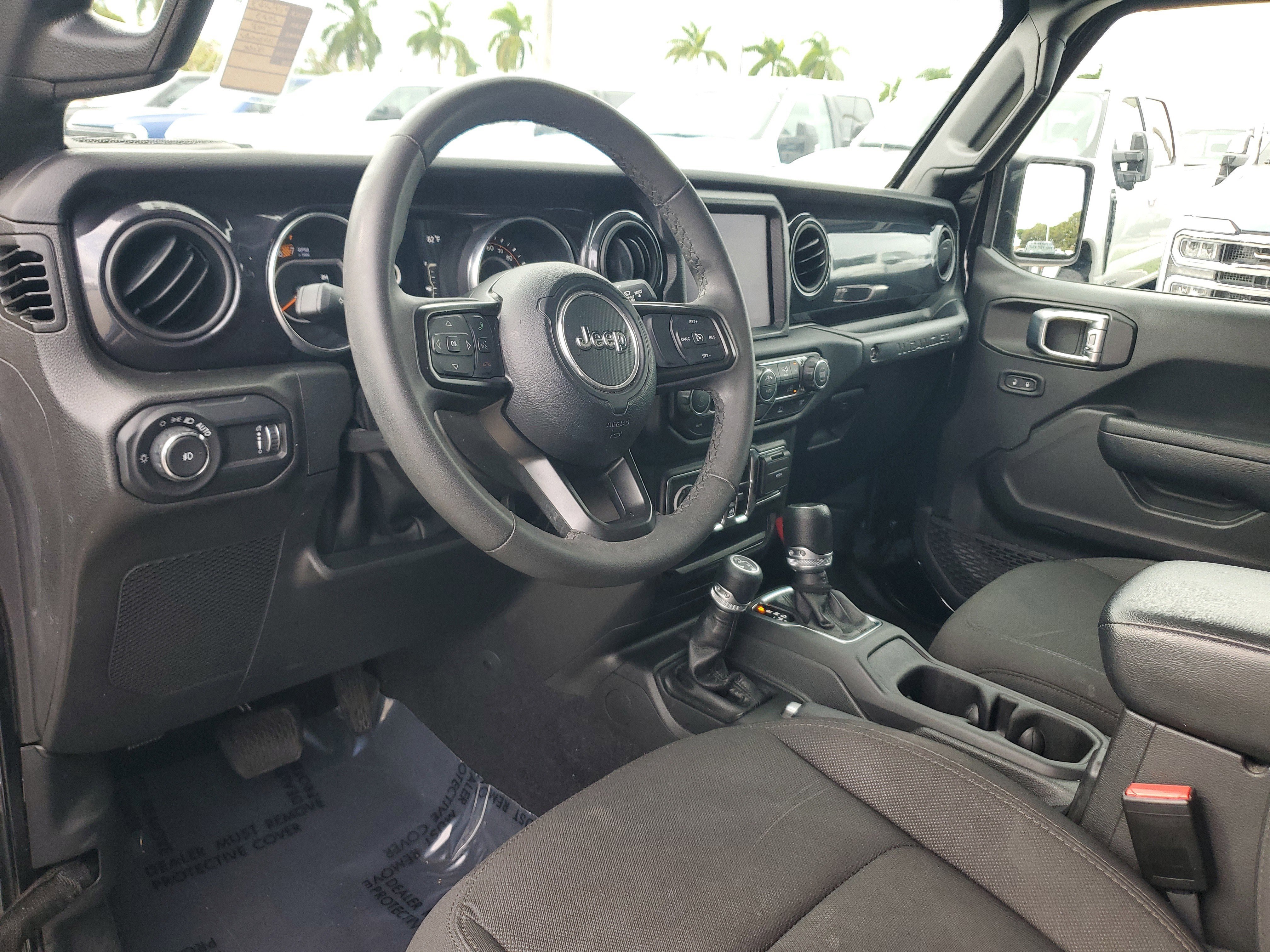 Used 2023 Jeep Wrangler Unlimited Sport image 9