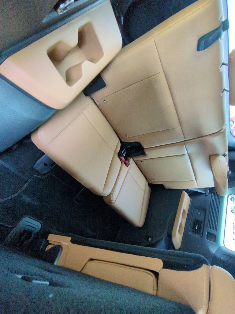 Used 2025 Hyundai Santa Fe Limited FWD image 26