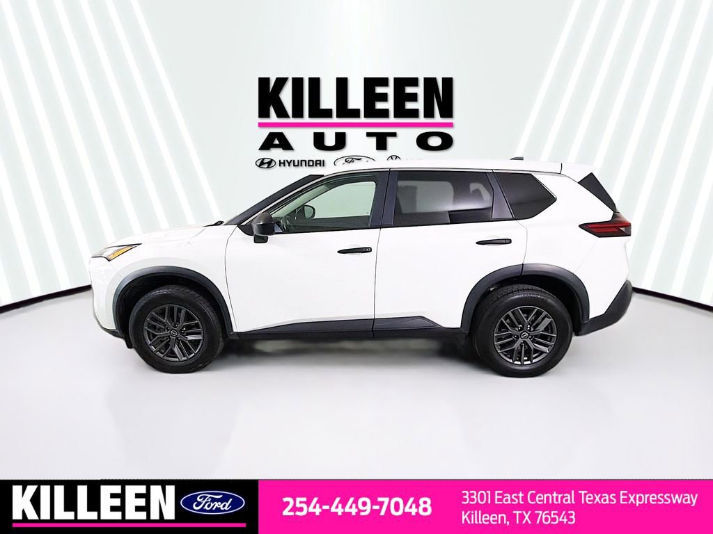 Used 2023 Nissan Rogue S image 4