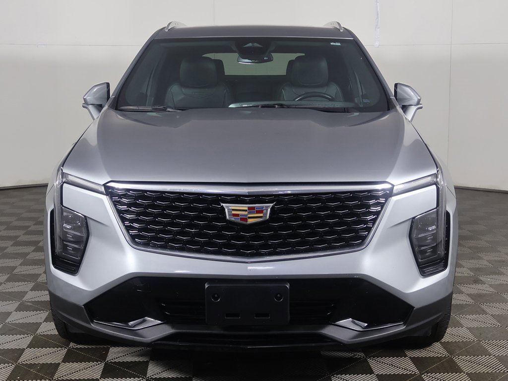 Used 2024 Cadillac XT4 Premium Luxury image 9