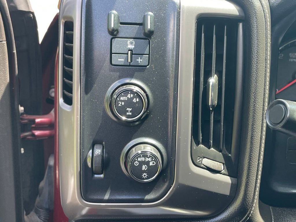 Used 2014 GMC Sierra 1500 SLE w/ All-Terrain Package AWD/4WD image 31