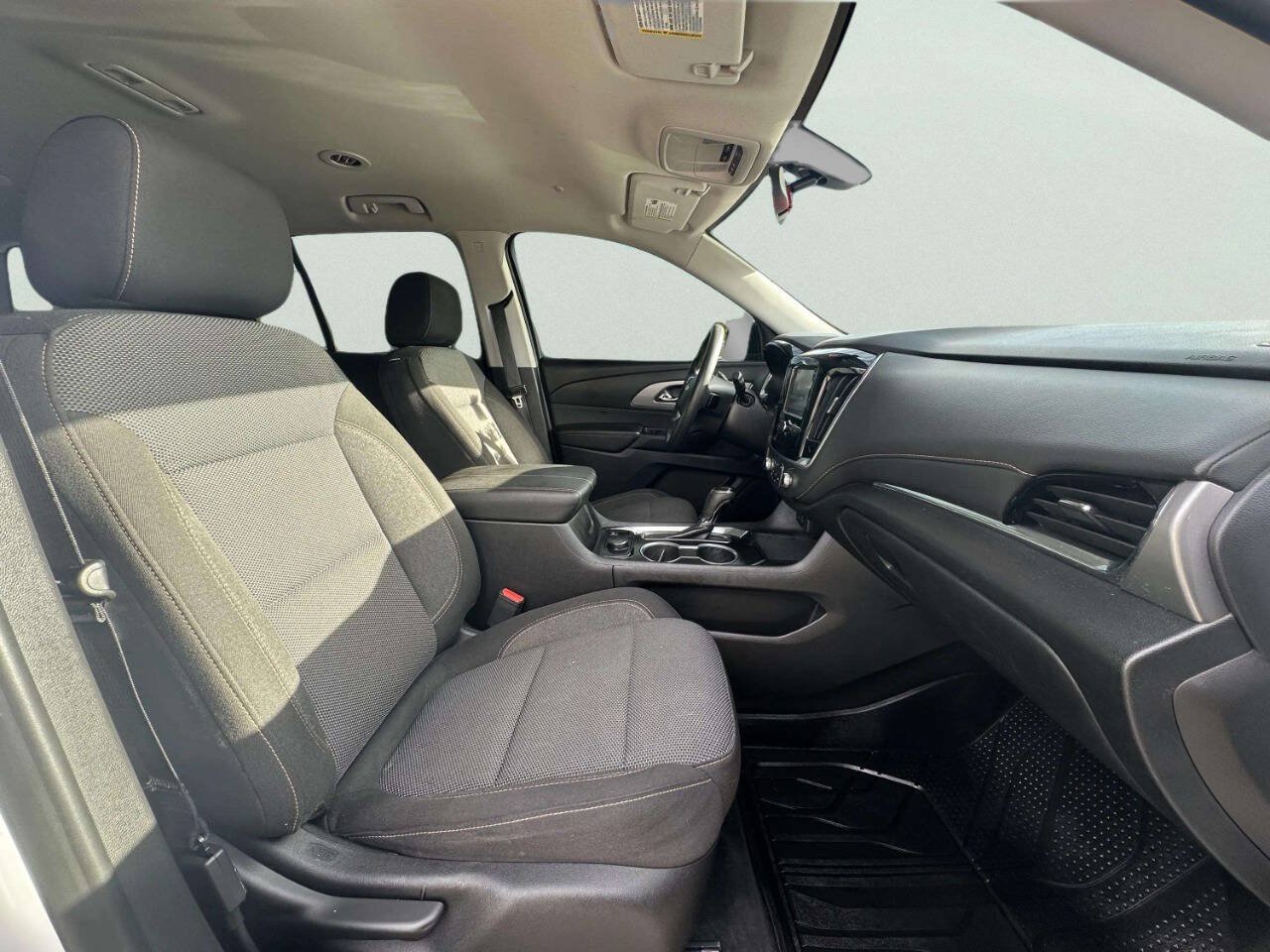 Used 2019 Chevrolet Traverse LS AWD/4WD image 21