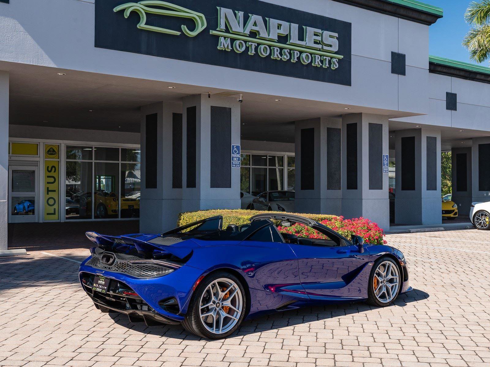 Used 2024 McLaren 750S Spider image 36