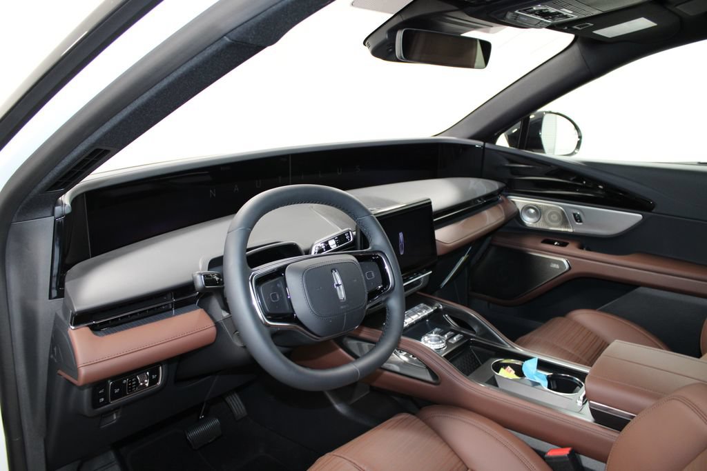 New 2026 Lincoln Nautilus Reserve AWD/4WD image 22