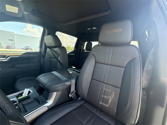 New 2026 Chevrolet Silverado 1500 High Country w/ Technology Package image 20