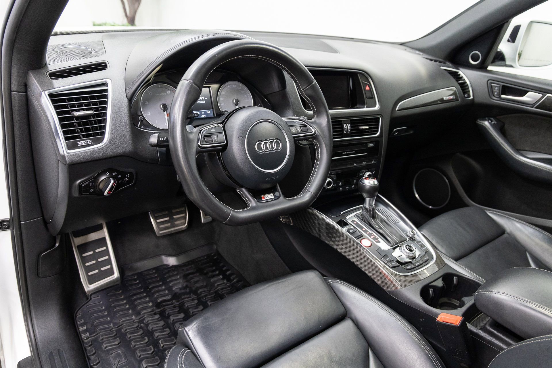 Used 2016 Audi SQ5 Premium Plus w/ Technology Package image 6