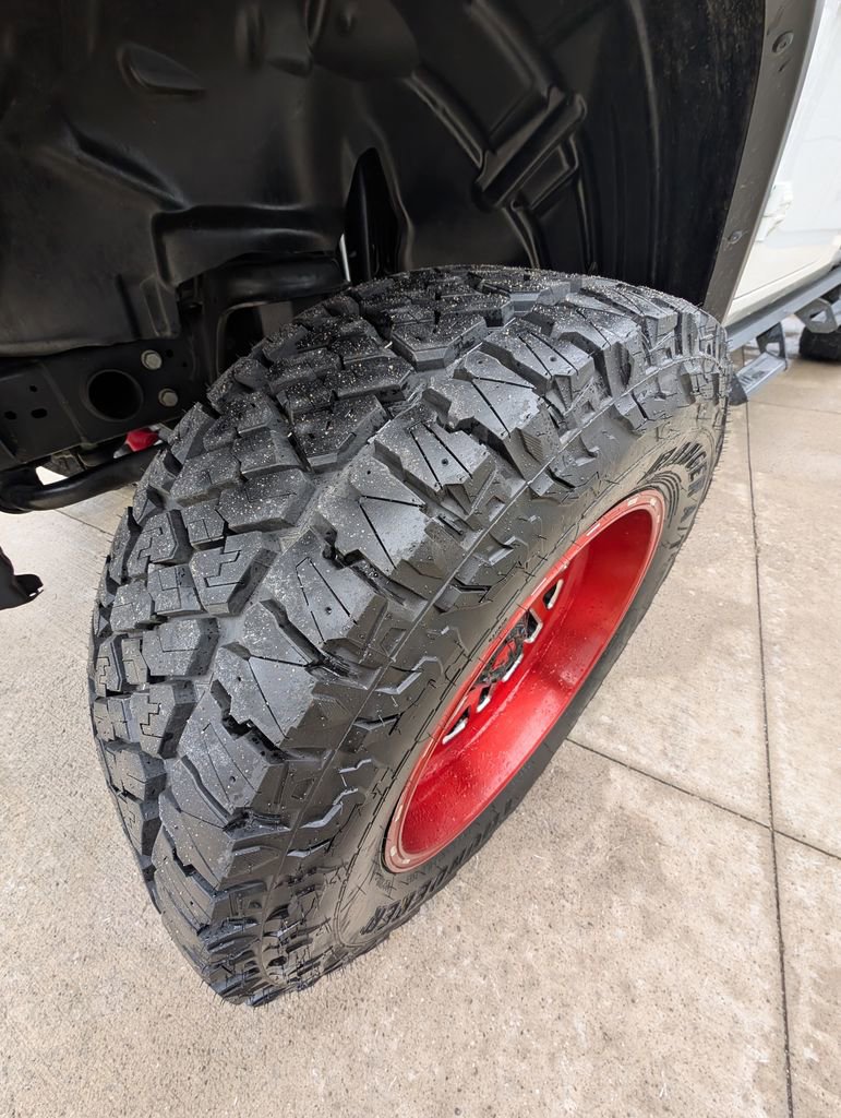 Used 2020 Jeep Gladiator Sport w/ Quick Order Package 24S image 37