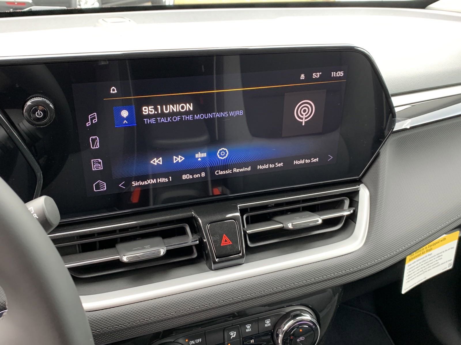 New 2025 Chevrolet TrailBlazer LT w/ Convenience Package image 14