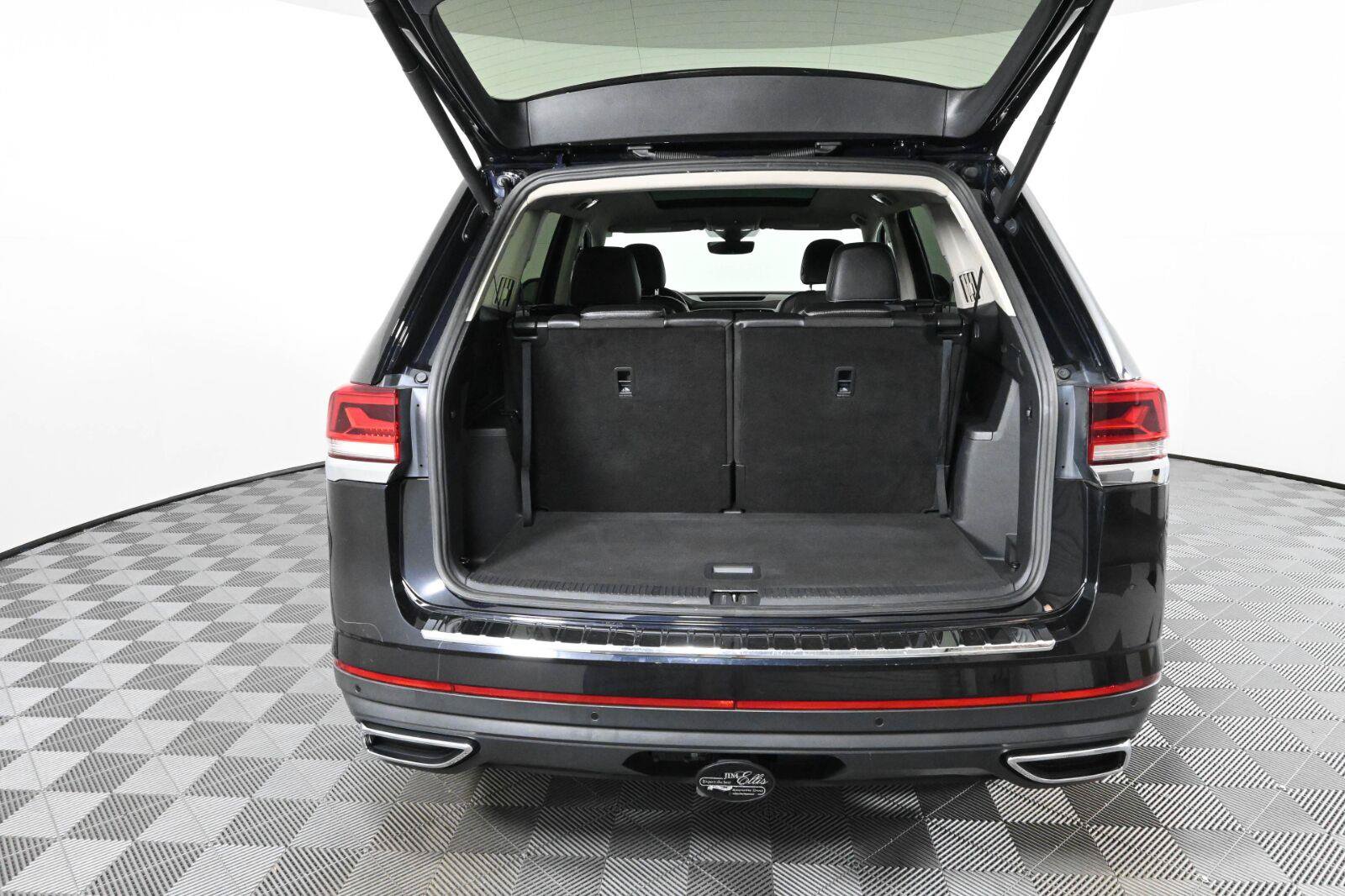 Certified 2021 Volkswagen Atlas SEL Premium AWD/4WD image 9