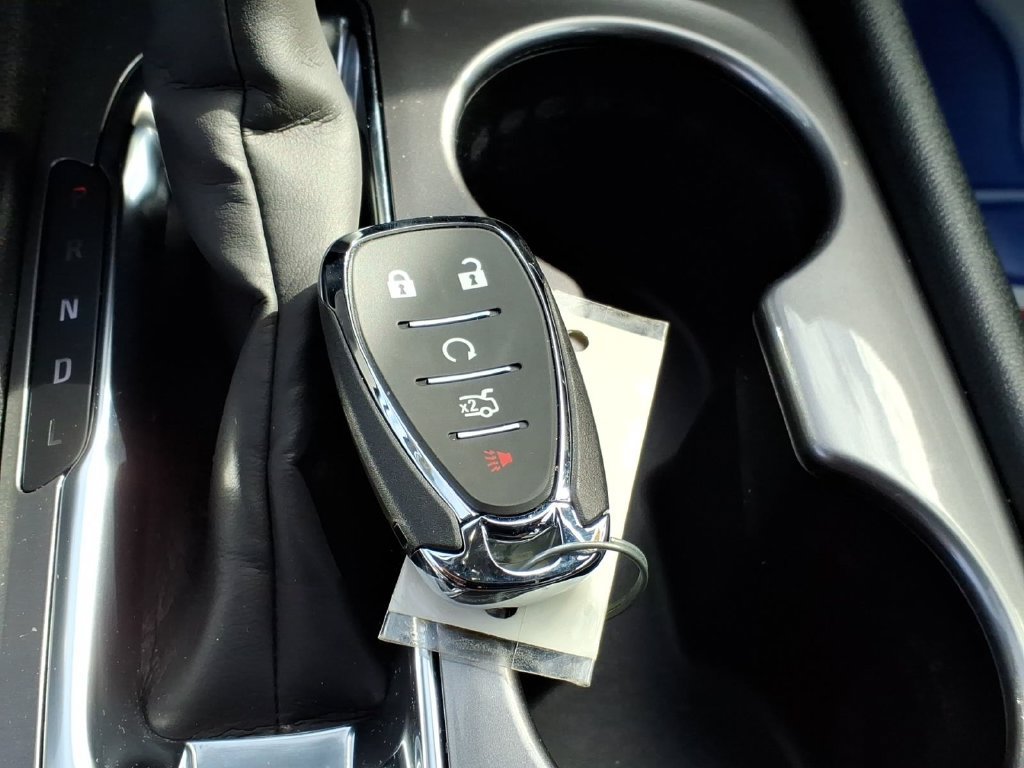 Used 2025 Chevrolet Malibu LS w/ Driver Confidence Package FWD image 23