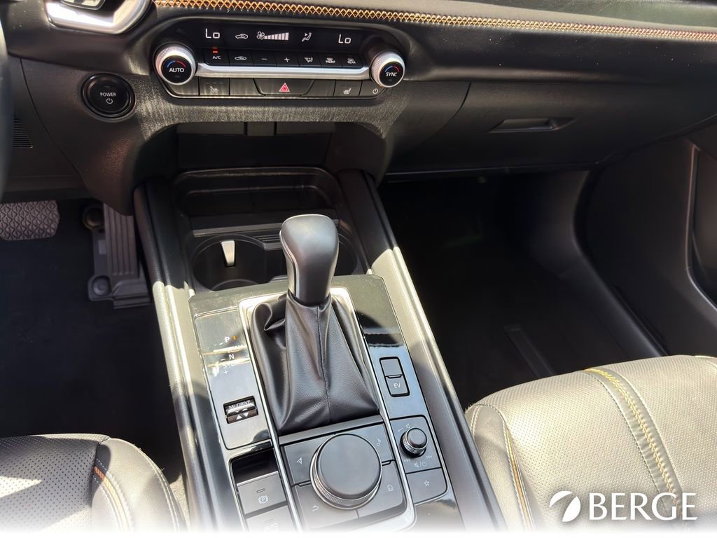 Certified 2025 MAZDA CX-50 AWD 2.5 Hybrid w/ Premium Pkg image 23