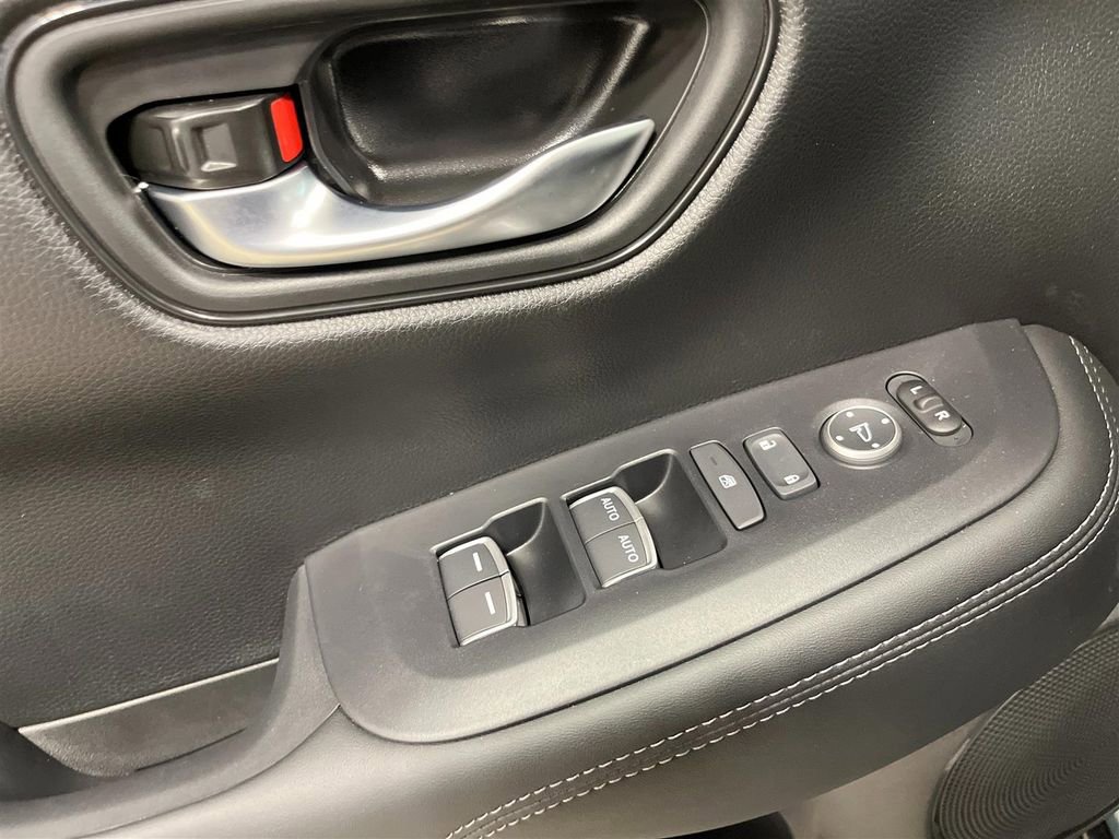 New 2026 Honda HR-V EX-L image 13