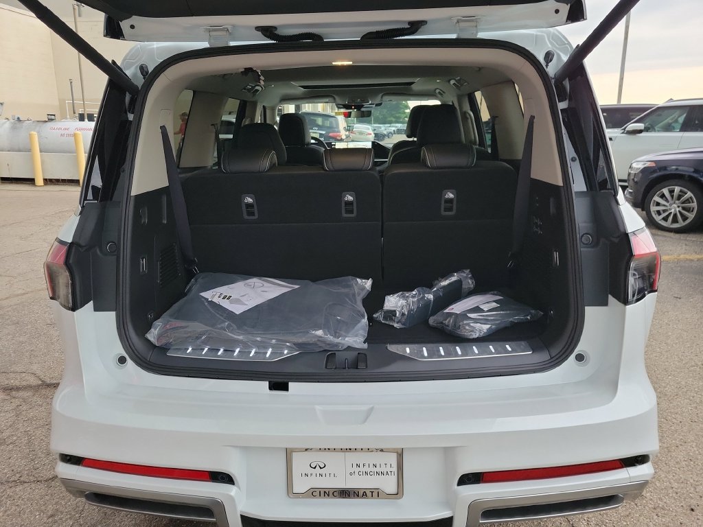 New 2027 INFINITI QX80 Luxe AWD/4WD image 18