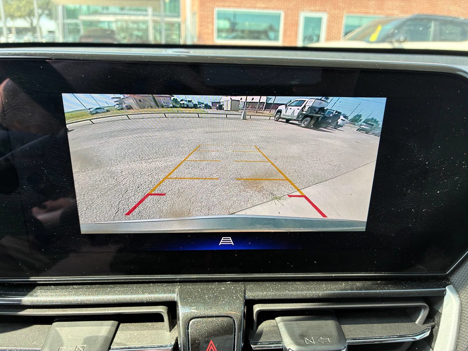Used 2025 Chevrolet TrailBlazer LT AWD/4WD image 7