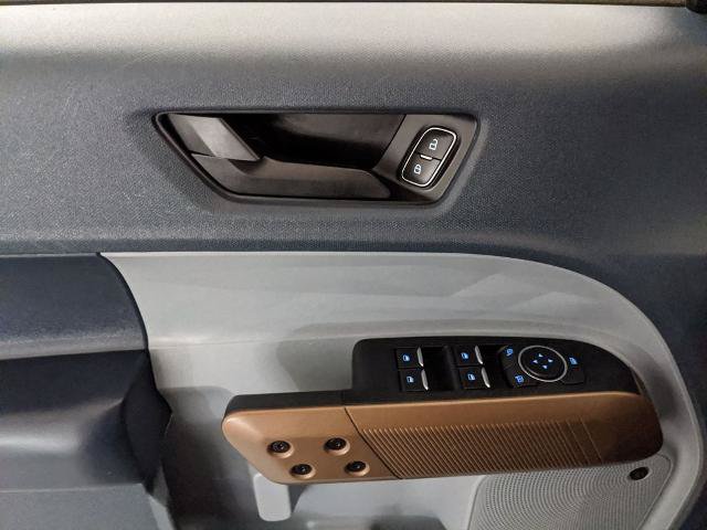 Certified 2022 Ford Maverick Lariat w/ Lariat Luxury Package FWD image 14
