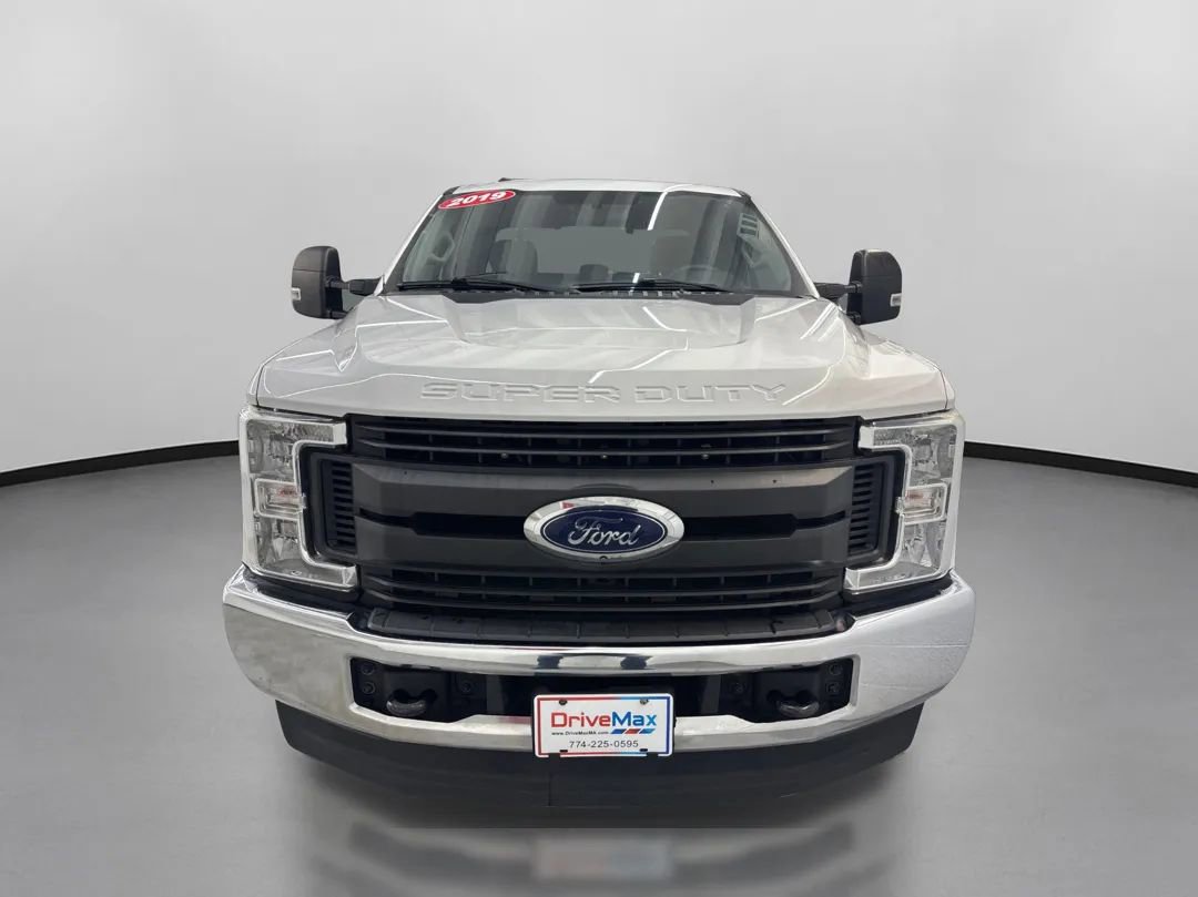 Used 2019 Ford F250 XL w/ XL Value Package image 2