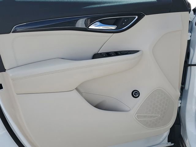 Used 2023 Buick Envision Preferred AWD/4WD image 20