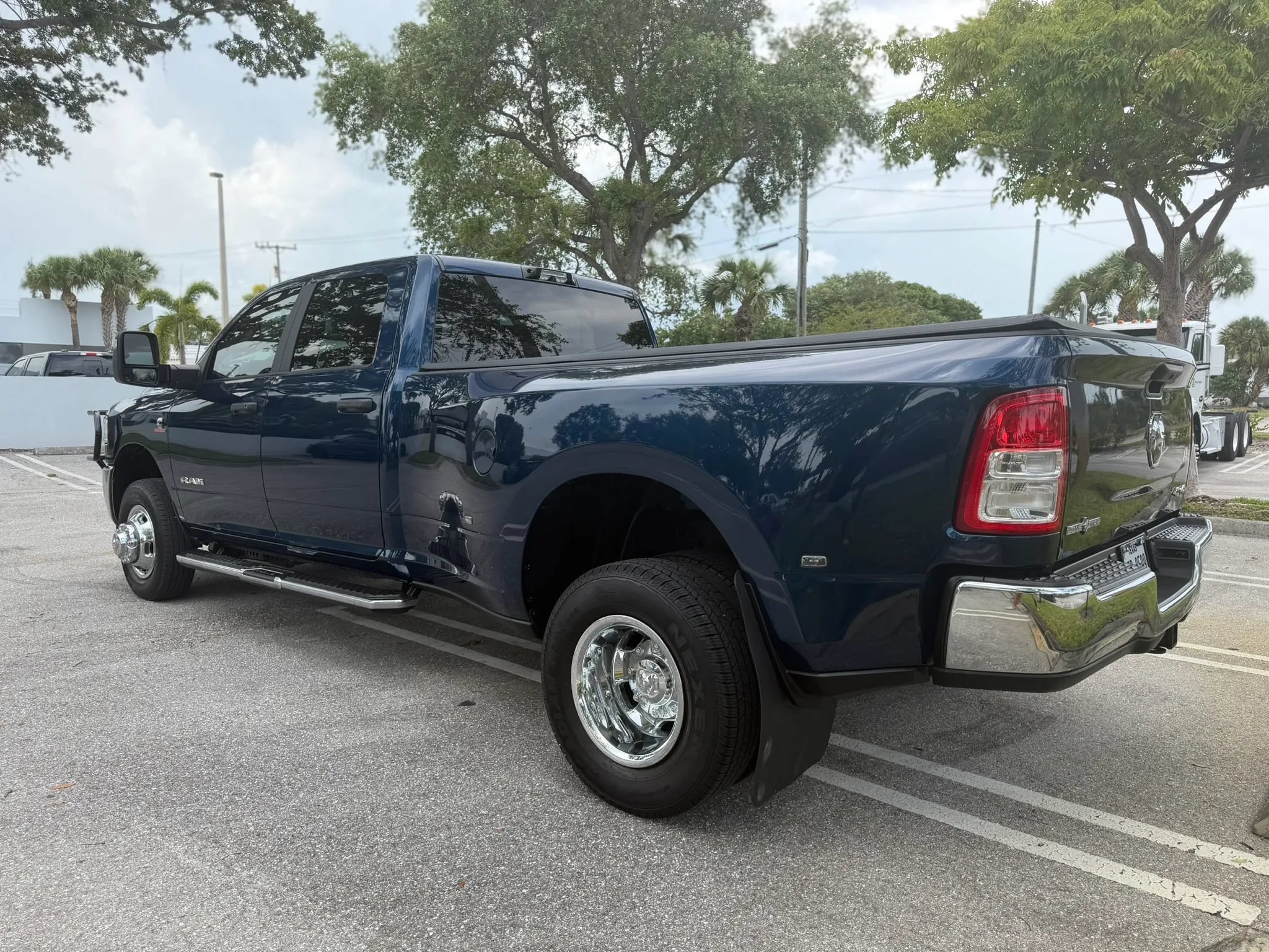 Used 2024 RAM 3500 Lone Star AWD/4WD image 14