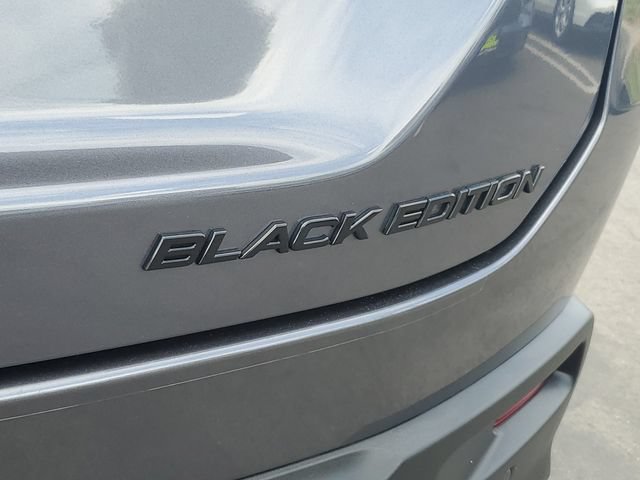 Certified 2025 Honda Pilot Black Edition image 8