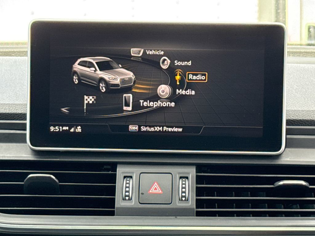 Used 2018 Audi Q5 2.0T Premium Plus w/ Premium Plus Package AWD/4WD image 23