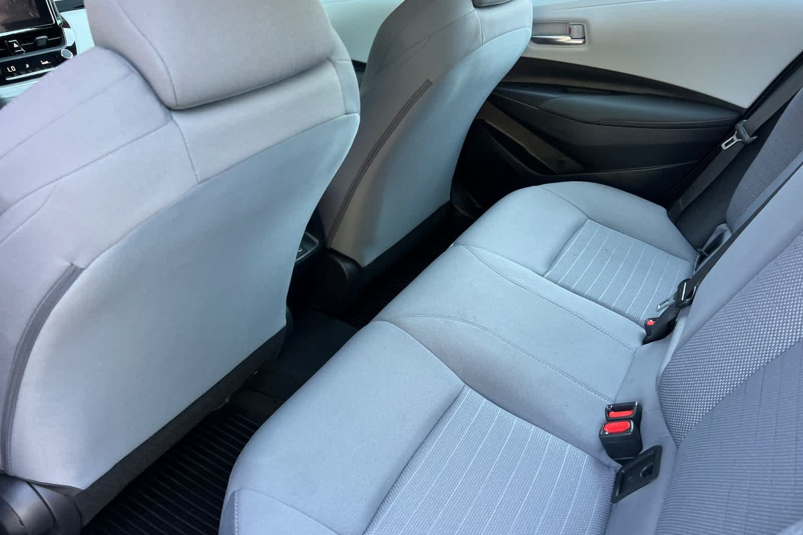 Certified 2025 Toyota Corolla SE w/ Convenience Package FWD image 4