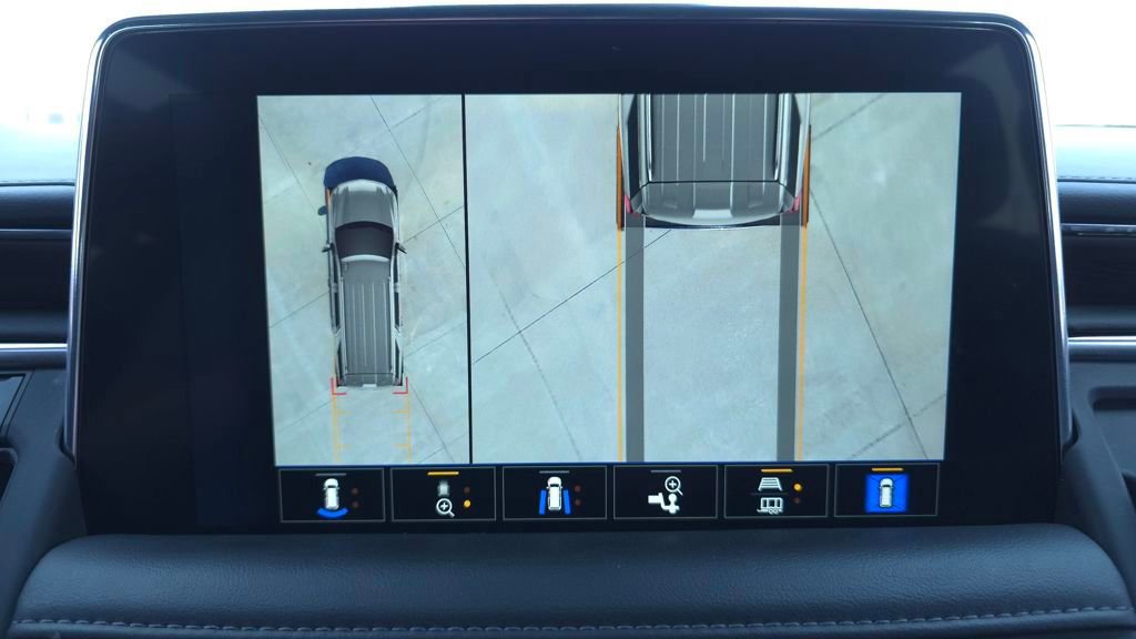 Used 2023 Chevrolet Tahoe LT w/ Luxury Package image 41