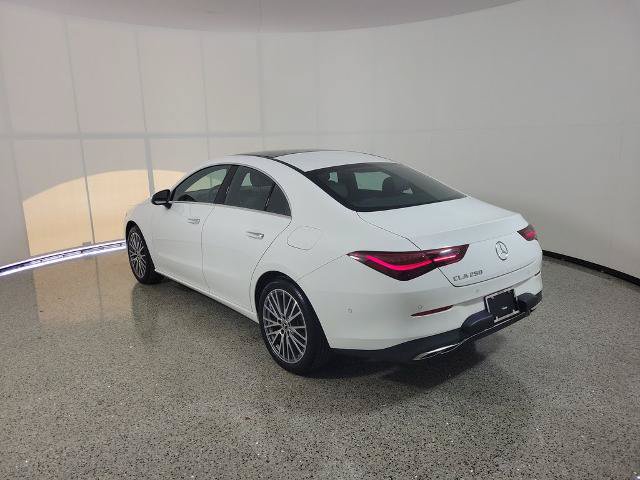 Used 2025 Mercedes-Benz CLA 250 image 3