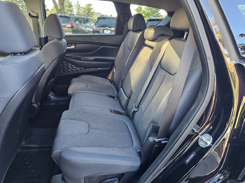 Used 2022 Hyundai Santa Fe SEL FWD image 15
