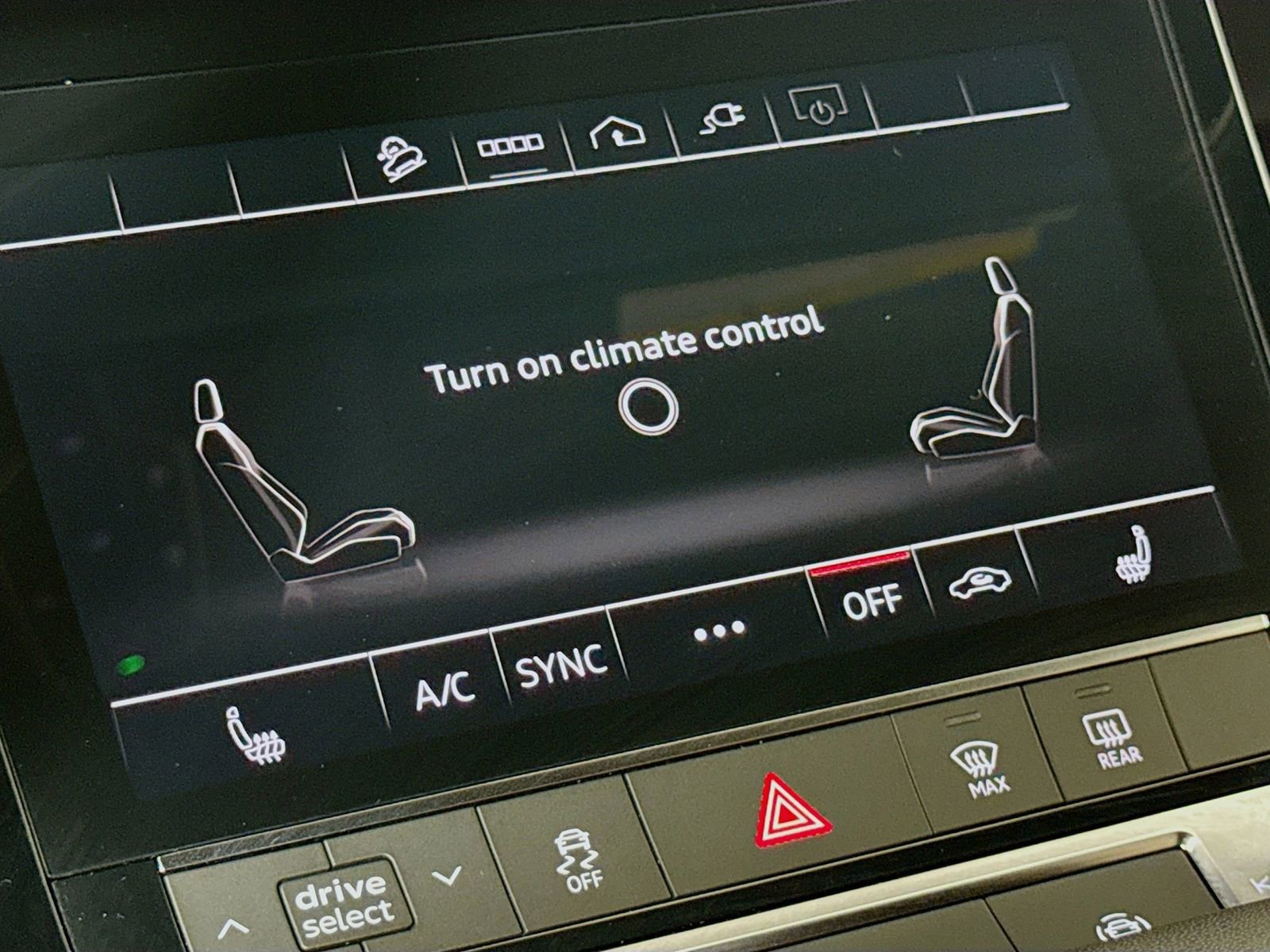 Certified 2023 Audi e-tron Premium w/ Convenience Plus Package image 20