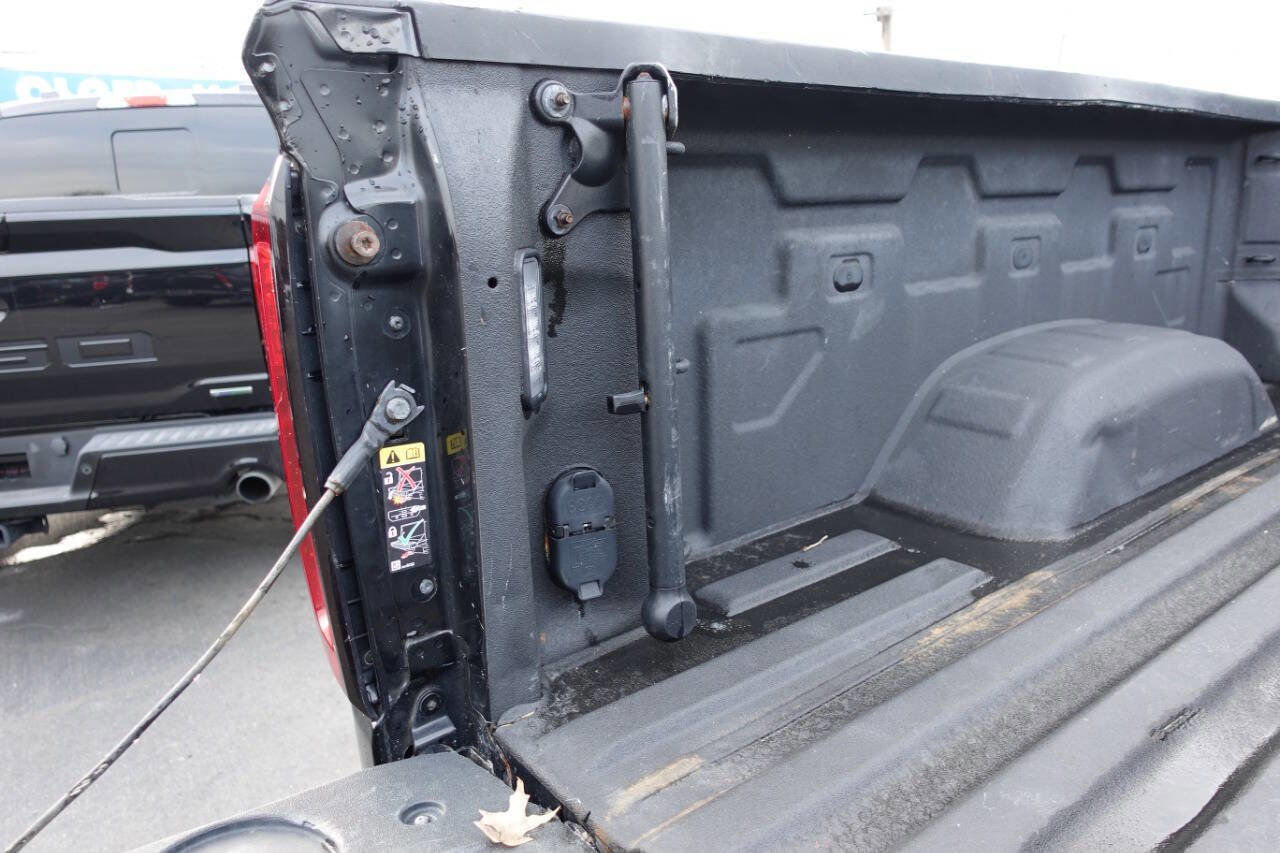 Used 2022 GMC Sierra 2500 AT4 w/ AT4 Preferred Package AWD/4WD image 26