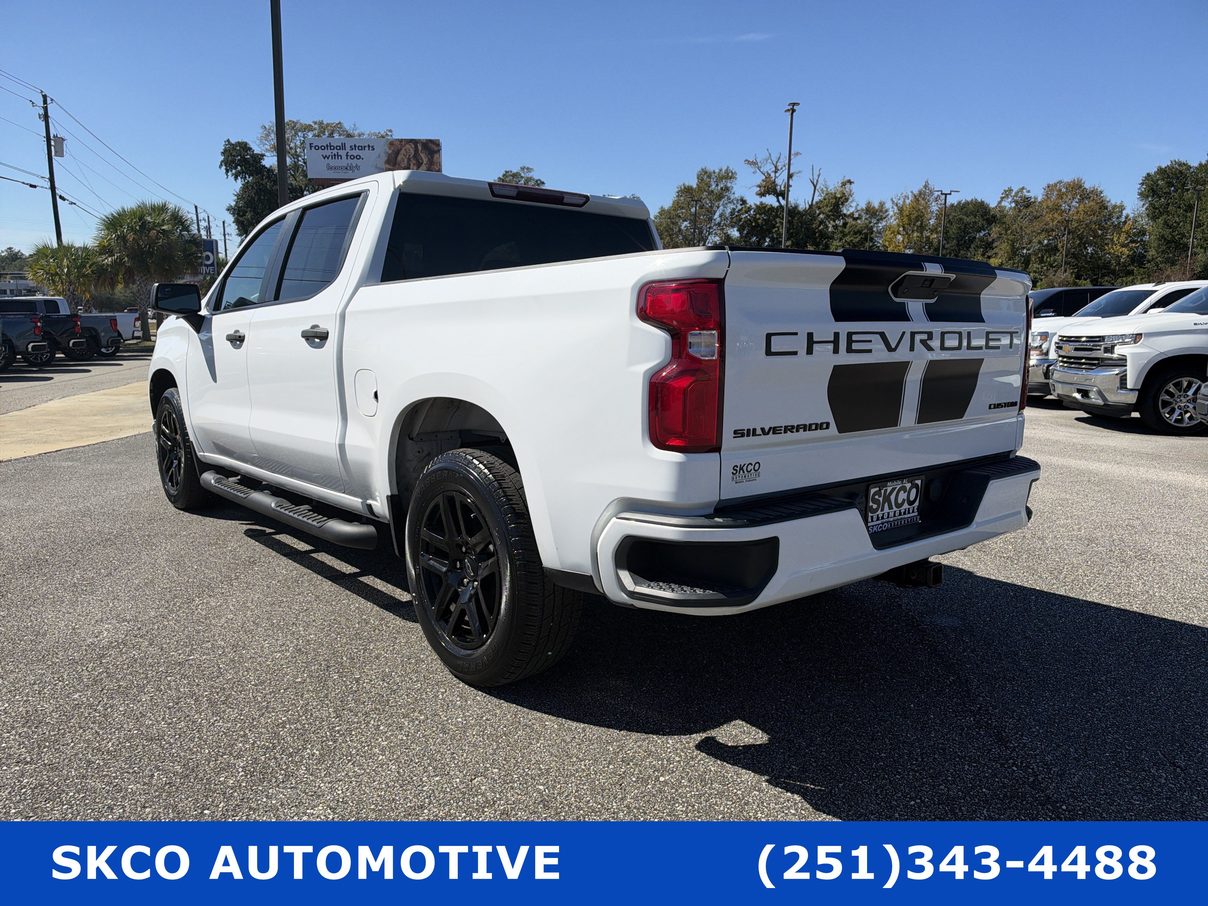 Used 2022 Chevrolet Silverado 1500 Custom w/ Rally Edition RWD image 3