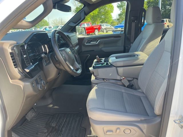 Used 2025 Chevrolet Silverado 1500 LT RWD image 16