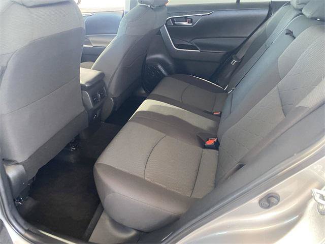 Certified 2021 Toyota RAV4 XLE w/ Convenience Package FWD image 24