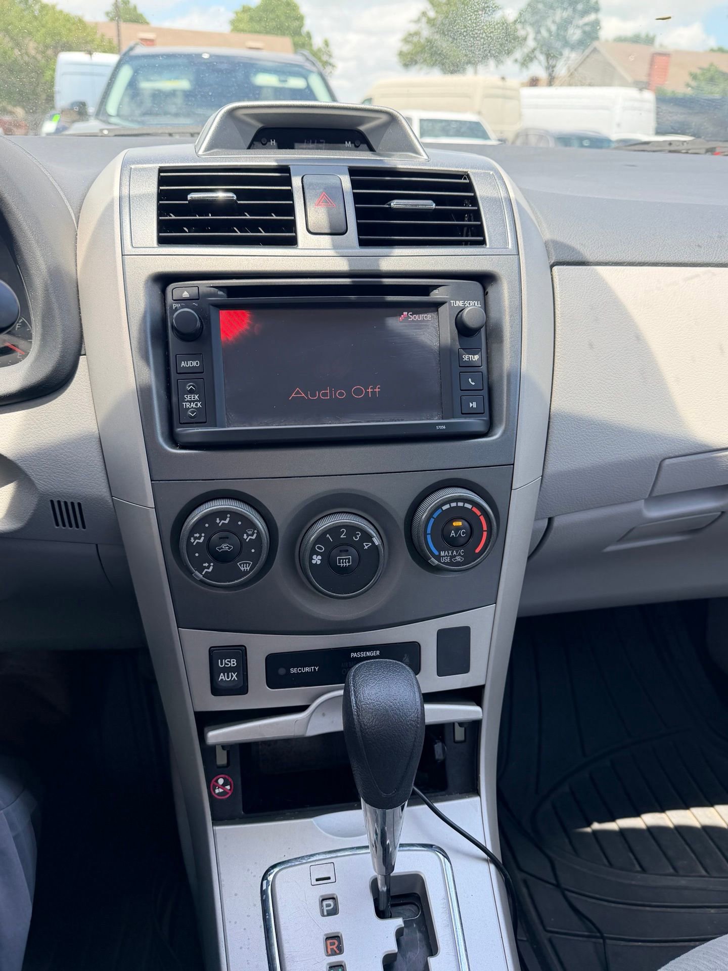Used 2013 Toyota Corolla LE w/ Premium Pkg FWD image 21