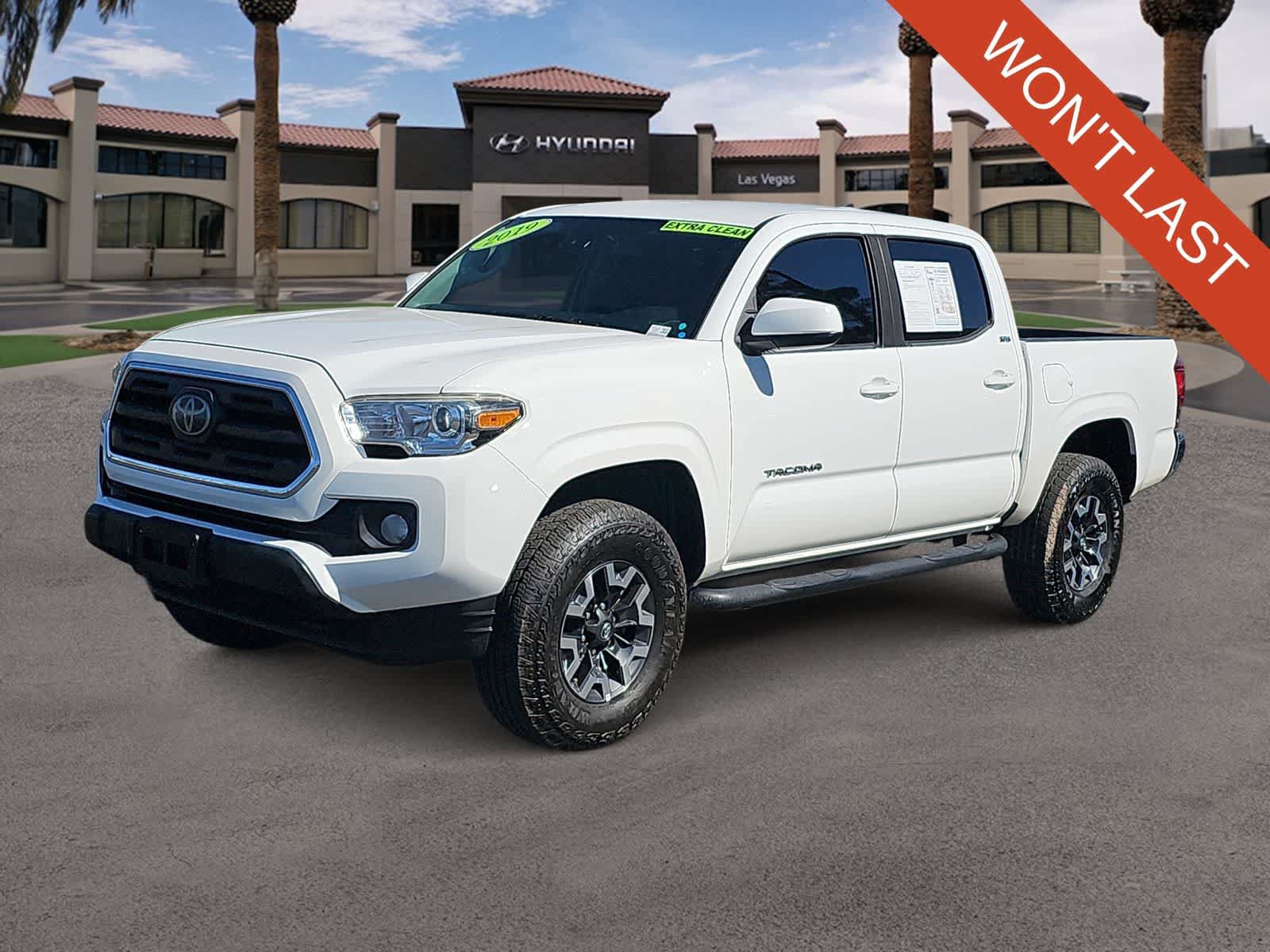 Used 2019 Toyota Tacoma SR5 RWD image 4