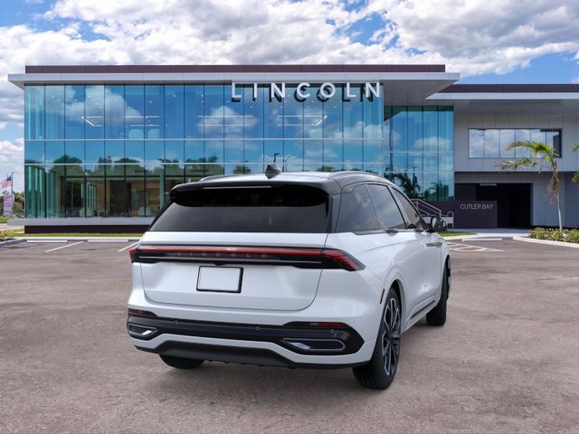 New 2026 Lincoln Nautilus Reserve AWD/4WD image 8