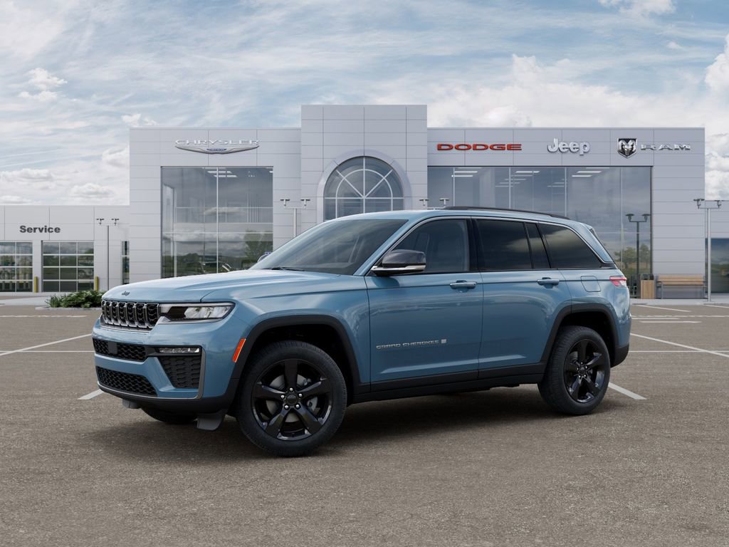 New 2026 Jeep Grand Cherokee Limited w/ Limited Altitude Package AWD/4WD image 2