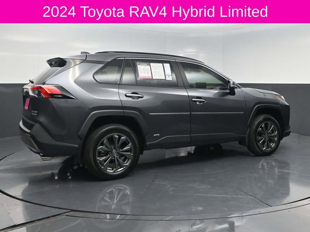 Used 2024 Toyota RAV4 Limited AWD/4WD image 4