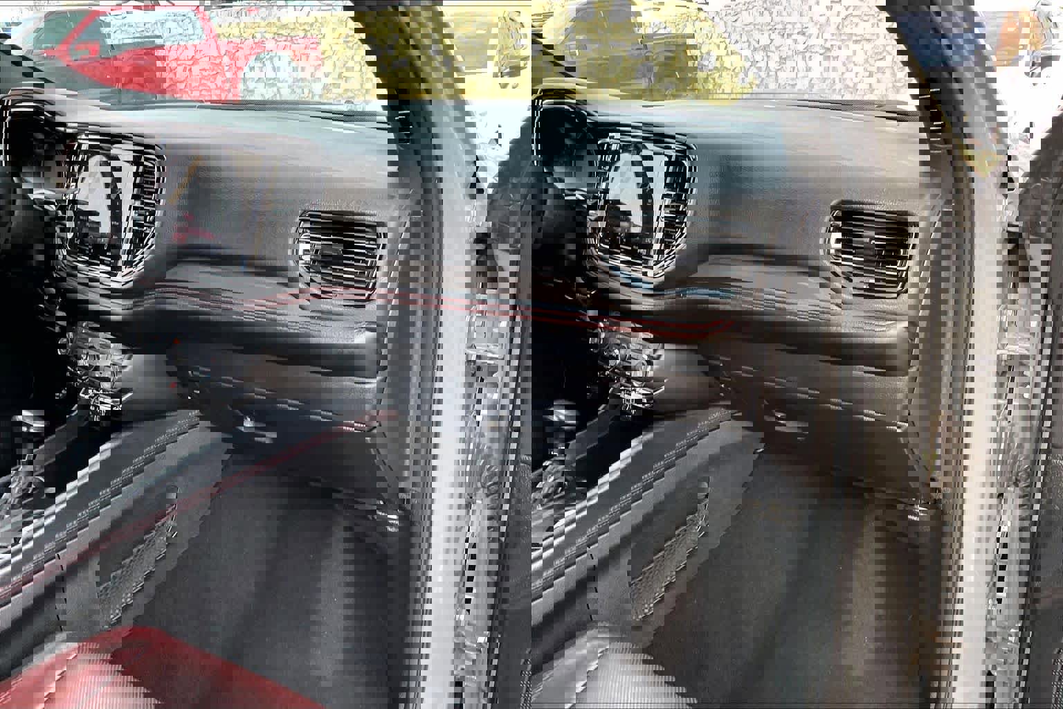 Used 2024 Dodge Durango GT image 19