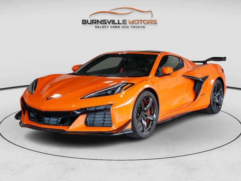 Used 2023 Chevrolet Corvette Z06 w/ Z07 Performance Package image 3