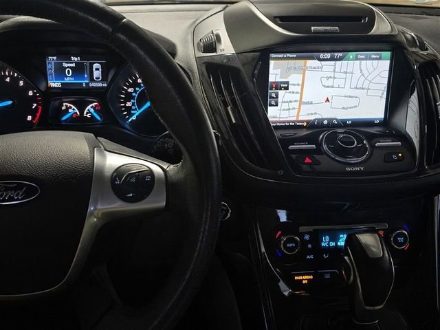 Used 2015 Ford Escape Titanium FWD image 11